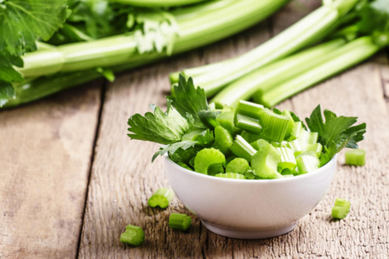 Nutricionisti poručuju: Evo zašto treba da jedete celer!