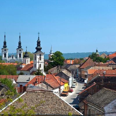 Sremski Karlovci, srpski dragulj u srcu Vojvodine: Grad-muzej pod otvorenim nebom! (FOTO)