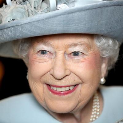 Tajna dugovečnosti kraljice Elizabete: Šta jede svakog dana i šta izbegava po svaku cenu? (FOTO)