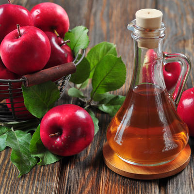 8 velikih prednosti jabukovog sirćeta: Smanjuje holesterol i rizik od srčanog udara!