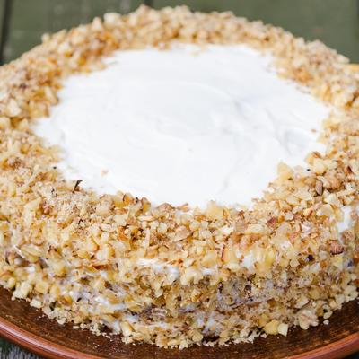 Šaum torta: Najukusniji desert sa  filom od maslaca i karamelizovanim šećerom! (RECEPT)