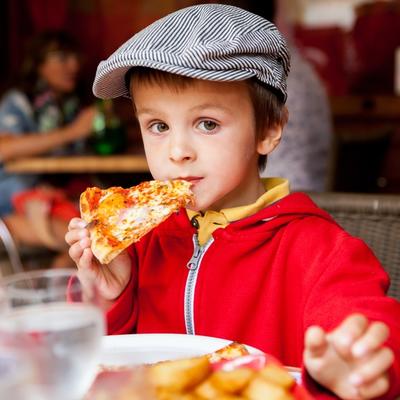 6 namirnica koje deca ne smeju da jedu često: Ovo smanjite na minimum!