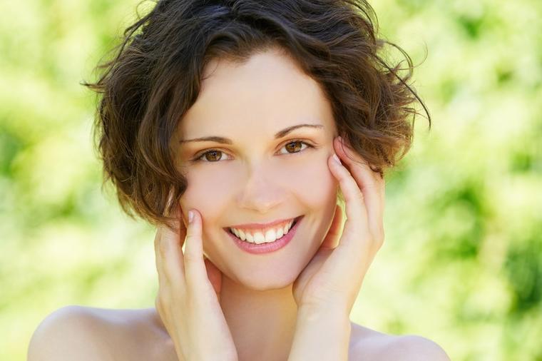 Lifting lica bez hirurga: Podmladite svoju kožu na ovaj način!