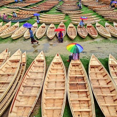 Dobrodošli u prodavnicu čamaca: Kutak u Bangladešu koji hipnotiše!
