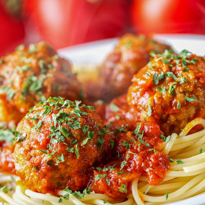 Italijani znaju najbolje: Najukusnije špagete sa mesom! (RECEPT)