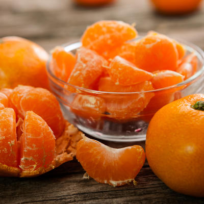 Jačaju imunitet, sprečavaju gojaznost, oslobađaju od stresa: 7 razloga da jedete mandarine svakog dana!