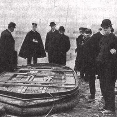 Na poslednjem čamcu za spasavanje sa Titanika: S nadom u očima i srcu putnici doživeli najstrašniju sudbinu (FOTO)