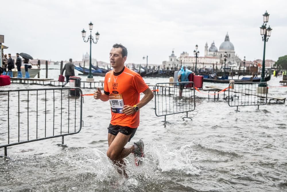 Maraton u poplavljenoj Veneciji