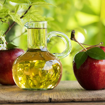 Domaće sirće od ljuski jabuka: Ovaj recept morate da probate!