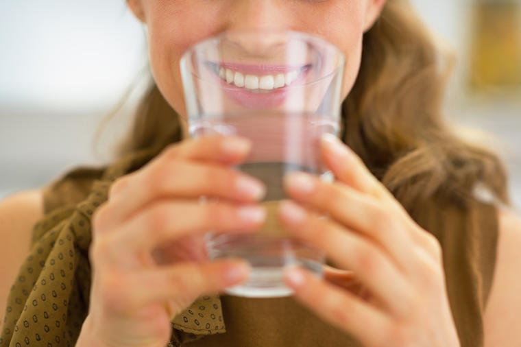 Voda je glavni sastojak: 6 napitaka za bolje varenje i čistiji organizam! (RECEPTI)