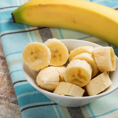 GULJENJE VOĆA I POVRĆA NIJE DOVOLJNO: Zašto MORAMO da operemo bananu, lubenicu ili avokado pre jela?