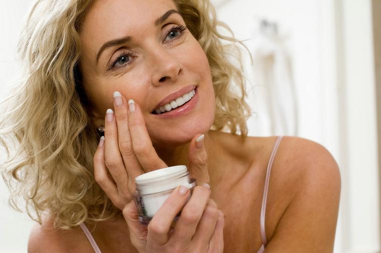 Savet eksperta za lepotu: 4 osnovna pravila za blistav i mladoliki izgled kože nakon 40-e!