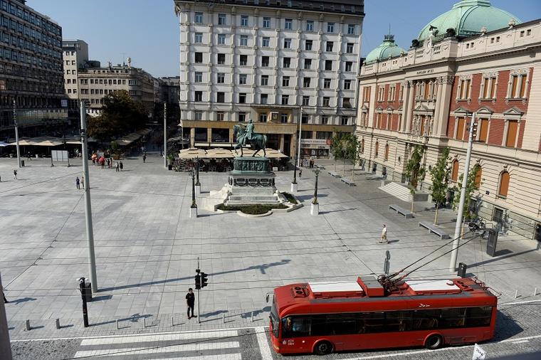 Dodatni radovi na Trgu republike: Izmene u saobraćaju do petka