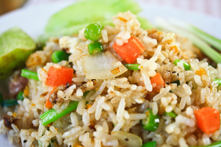 Najjednostavniji rižoto sa povrćem: Ručak za 15 minuta! (RECEPT)