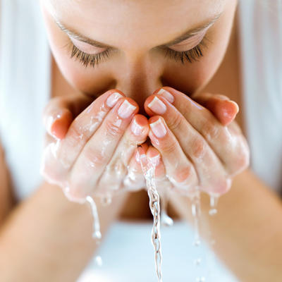 6 osnovnih grešaka koje pravimo u ličnoj higijeni: Svi mikrobi ostaju na rukama, licu i telu!