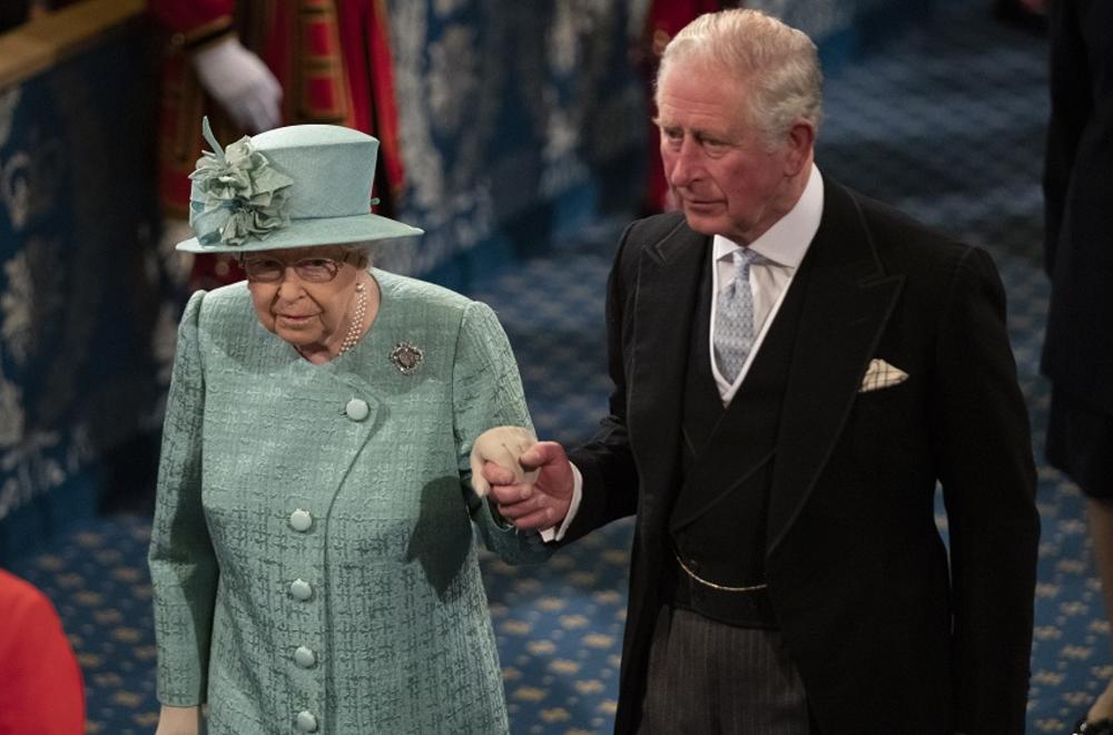 Čarls će na tronu naslediti svoju pokojnu majku kraljicu Elizabetu  