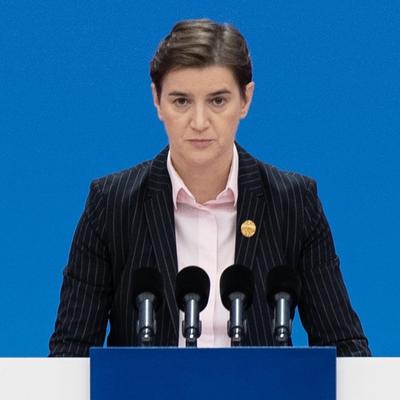 Ana Brnabić: Srbija nabavila 480 novih respiratora!