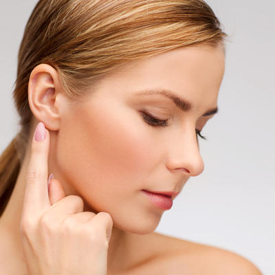 Vaše lice zaslužuje poseban tretman: Saznajte kako da regenerišete kožu uz blagu masažu!