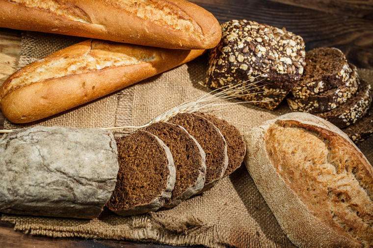 Nemojte izbegavati hleb po svaku cenu, veoma je važan deo ishrane: Evo kakav hleb je najbolji za vaše zdravlje!