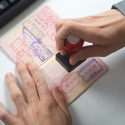 Evo zašto je zabranjeno smejati se na fotografiji za pasoš i ostalim ličnim dokumentima!