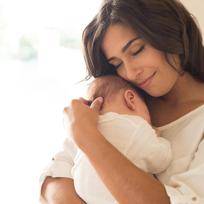 USPAVLJIVANJE NE MORA DA BUDE NOĆNA MORA: Uspavajte bebu u tri jednostavna koraka, bez muke i nervoze!