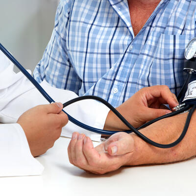 METODA ČUVENOG DR HANSENA: Evo kako da snizite krvni pritisak bez lekova za par minuta!