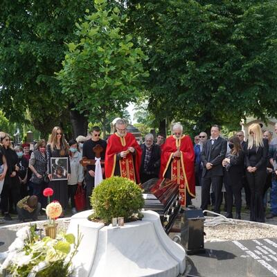 ISPRAĆAJ VELIKOG UMETNIKA: Đorđe Marjanović sahranjen u Aleji zaslužnih građana