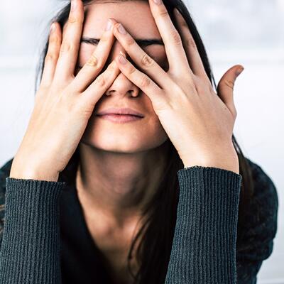 IZBEGAVATE ODLAZAK KOD LEKARA, GUBITE KONCENTRACIJU: 10 znakova koji pokazuju da ste preumorni od stresa!
