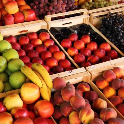 4 VRSTE VOĆA KOJE DIJABETIČARI NE SMEJU DA JEDU: Šećer skače vrtoglavo od samo jedne porcije ovog voća
