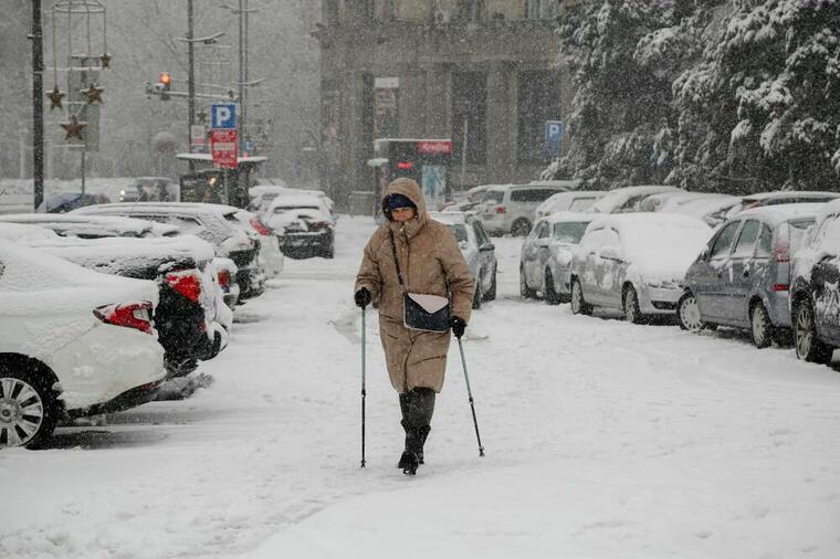 UPOZORENJE RHMZ-A! UPALJEN METEO ALARM: U ovim delovima Srbije stiže više padavina, temperatura sutra ispod 0!