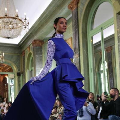 MILICA I JELENA SU NAPRAVILE PRAVI MODNI SPEKTAKL U PARIZU: Kad se spoje umetnost i moda nastaje čista magija