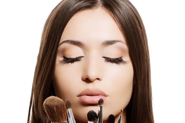Četkice za šminku: preduslov za perfketno našminkano lice