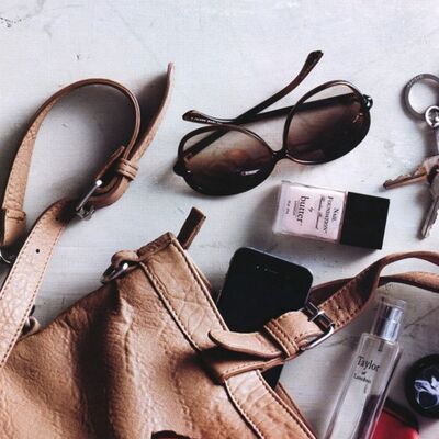 16 stvari koje svakodnevno morate imati u svojoj torbi