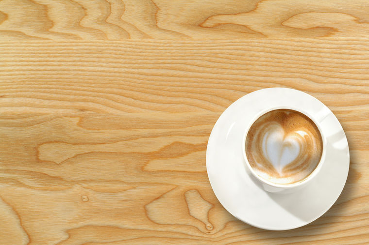 Šolja kafe dnevno smanjuje rizik od samoubistva