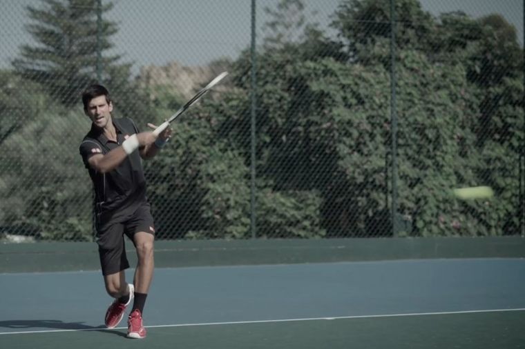 Novak Đoković zamenio tenis jogom (VIDEO)