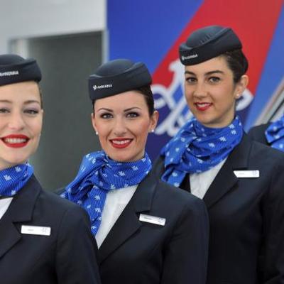 Pogledajte novi imidž stjuardesa Er Srbije (FOTO)