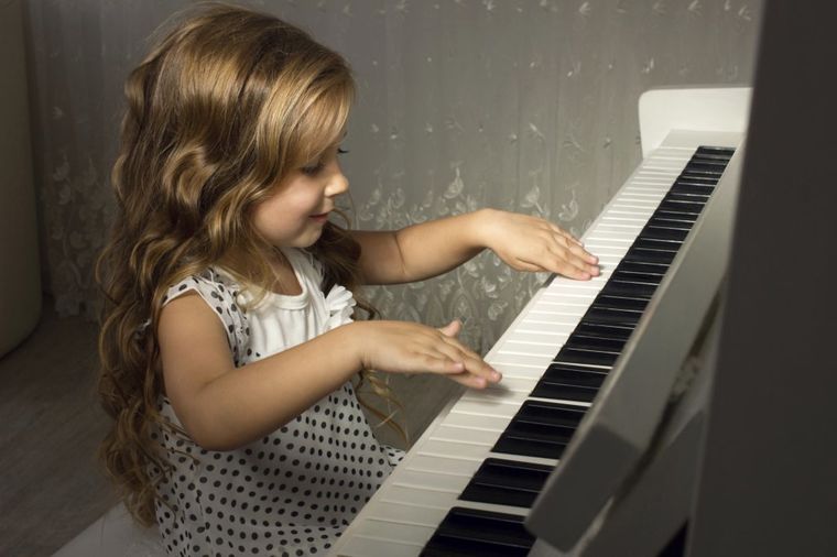 Muzički instrumenti pozitivno utiču na funkcije mozga
