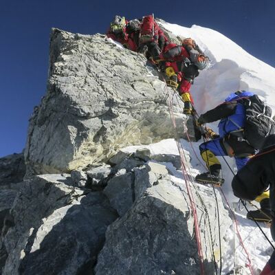 Zbog tuče planinara: Obezbeđenje na Mont Everestu