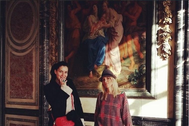 Švrćkaju se po svetu: Odmor Marije Kilibarde i Irine Radović u Parizu (FOTO)