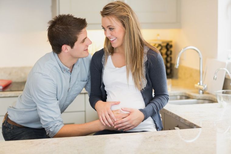 Dobra vest za žene koje odlažu trudnoću: Naučnici veruju da kasnije rađanje produžava život