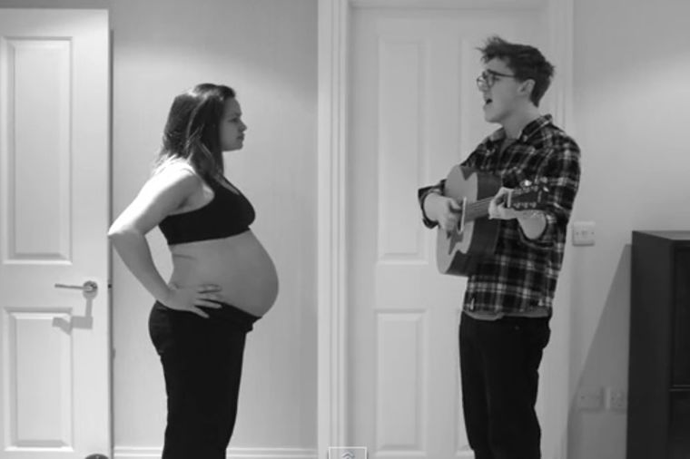 Spot o 9 meseci: Muzičar fotografisao ženu od početka trudnoće do porođaja (VIDEO)