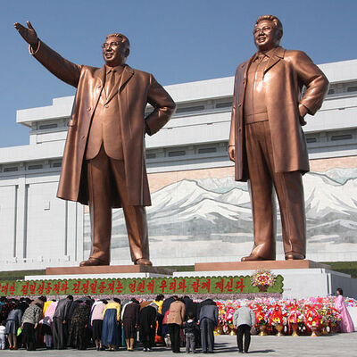 Ludi diktatori i njihove lude odluke: Svi muškarci u Severnoj Koreji moraju imati istu frizuru!