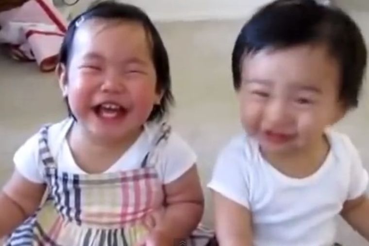 Za smeh do suza je potrebna fajtalica i brat ili sestra!(VIDEO)