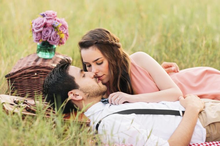 Otkrivena tajna: 7 zlatnih pravila da zauvek bude zaljubljen u vas!
