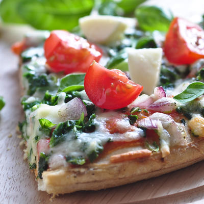 Novi omiljeni recept: Letnja pica puna zdravog povrća!