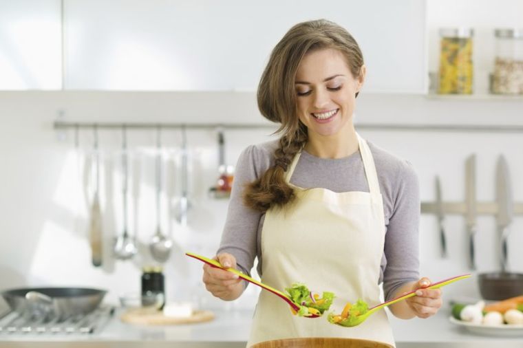 Sačuvajte kućni budžet: Trik sa salvetom sprečava propadanje salate