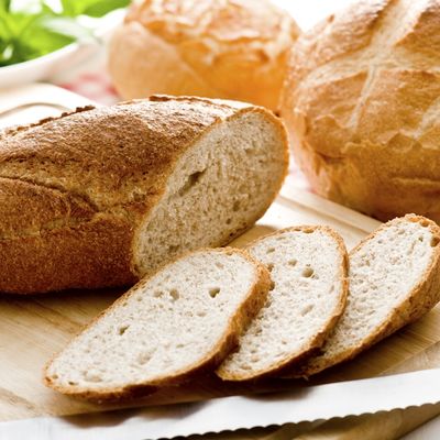 Kako da osvežite stari hleb (VIDEO)
