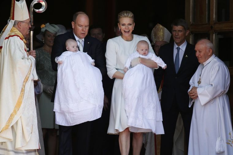 Princ Albert i princeza Šarlin krstili blizance: Ceo Monako slavio! (FOTO)