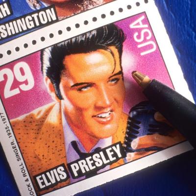 Američka pošta izdaje novu verziju marke sa likom Elvisa Prislija!