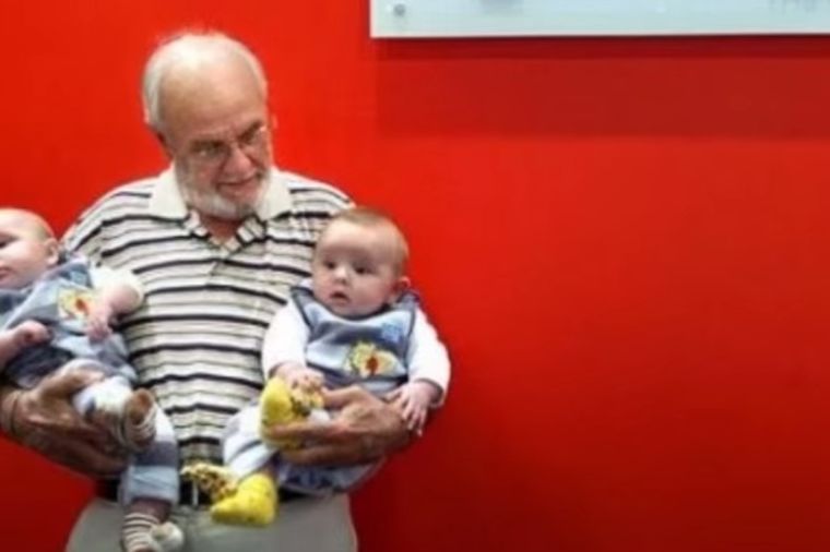 Heroj današnjice: Džejms (78) spasio više od dva miliona beba! (VIDEO)